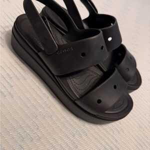 CROCS Black Platform Sandals